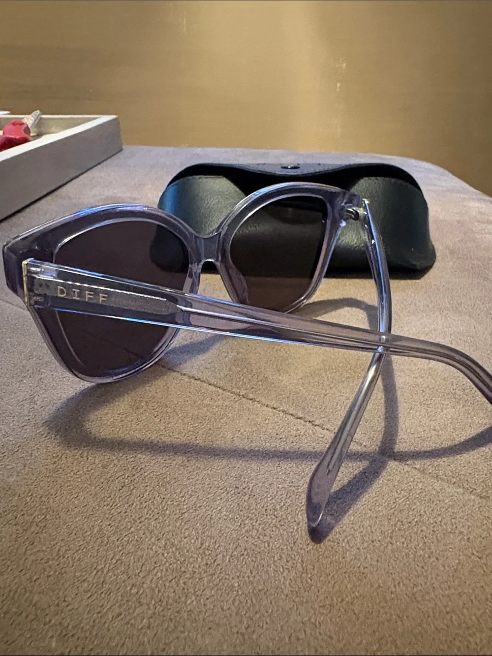 Diff Eyewear Piper Clear Cat-Eye Sunglasses with Dark Gray Lenses